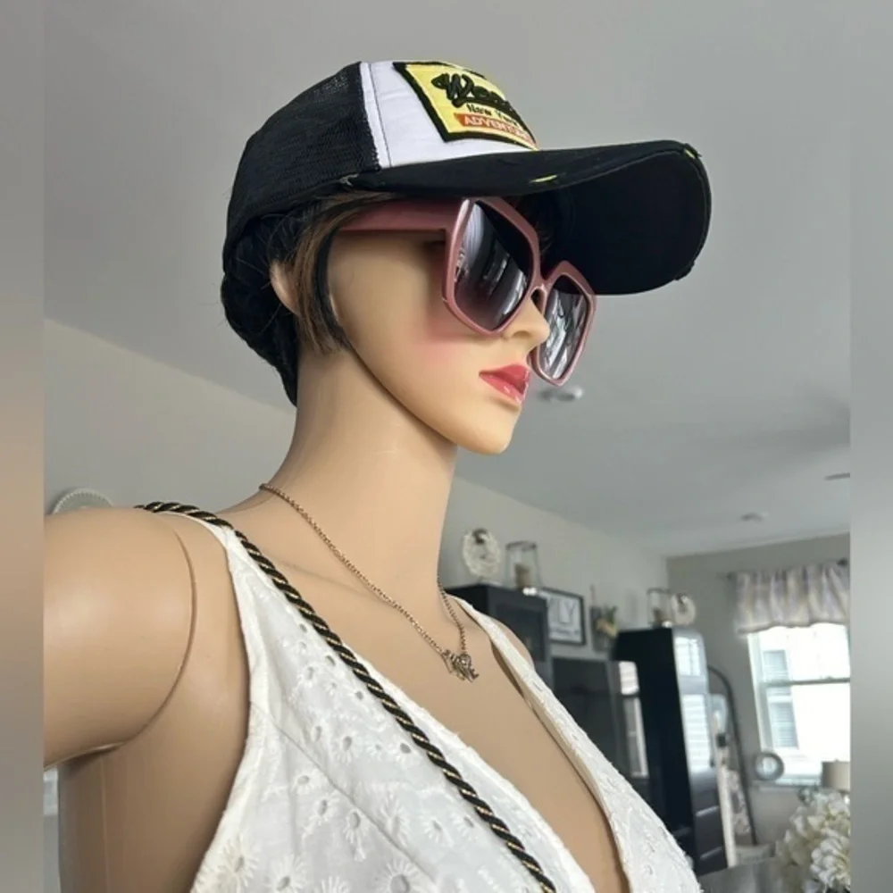 โจNWT Mauve Blush Pink Statement Oversized square framed sunglasses ๐ sunshades - Picture 14 of 14
